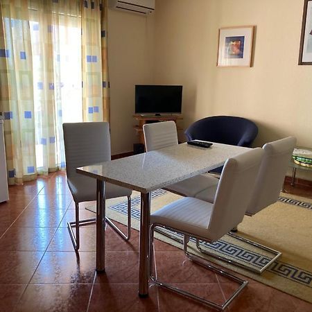 Rehab Apartment เฮวิซ ภายนอก รูปภาพ